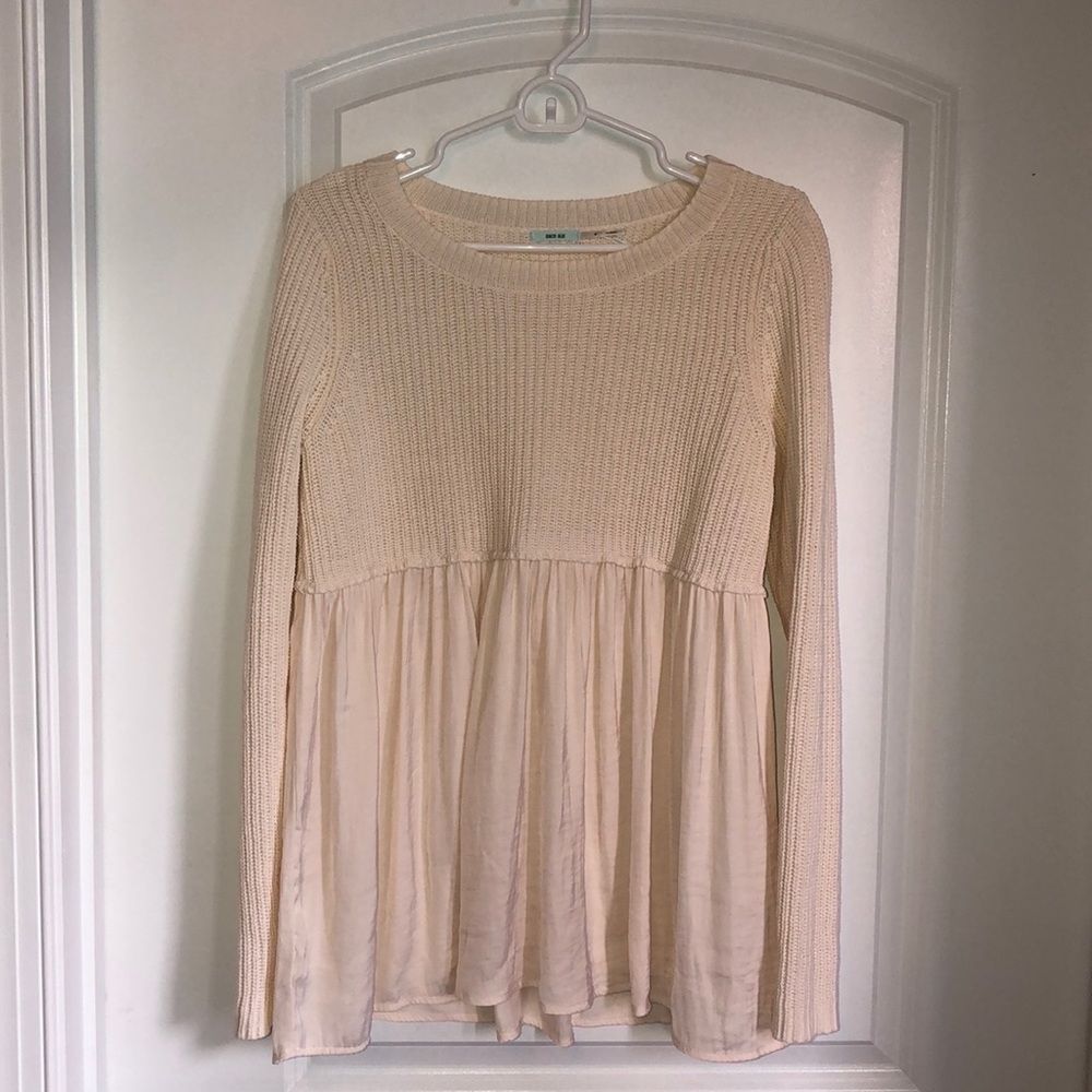 Urban Outfitters Sweater/blouse top